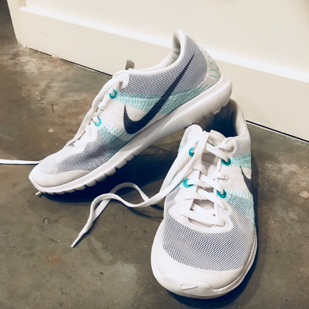 Nike Fury sneakers size 8.5
